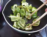 ピーマンと塩昆布の辛子和え作り方2写真