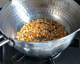 簡単★甘いポップコーン作り方3写真