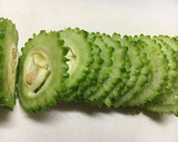 ゴーヤ種ごと素揚げ！作り方1写真