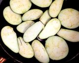 フライパンで簡単！ナスのチーズ焼き作り方1写真