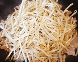 時短節約♡豚肉ともやしの塩コショウ炒め♡作り方2写真