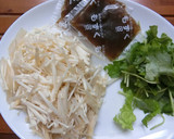 もずくとえのきと三つ葉のお吸い物作り方1写真