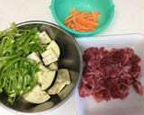 牛肉と野菜のオイスターソース炒め作り方1写真