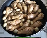 簡単、手羽元とうずらの煮物。作り方4写真