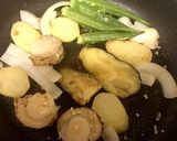 簡単！帆立と野菜のガーリックバター炒め！作り方2写真