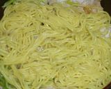 休日ランチに♪ごま油が効いてるねぎ焼そば作り方3写真