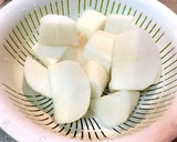 炊飯器で簡単★大根と挽肉の煮物作り方1写真