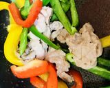 パプリカ&ピーマンの三色あんかけ焼きそば作り方2写真