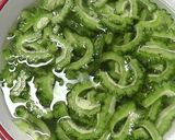 パクパク食べちゃう♪ゴーヤのマヨ中華炒め作り方1写真