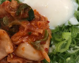 夏の簡単朝ごはん☆おネギたっぷり温玉丼！作り方5写真