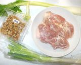 簡単ナンプラー野菜炒め♪クルミ鶏肉セロリ作り方1写真