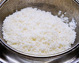 手塩不要！おにぎり用おいしいご飯の炊き方作り方1写真