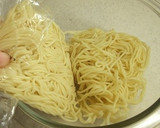 レンジで簡単　おろしのっけレタス焼きそば作り方1写真