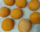 オレンジ色☆野菜ジュースロールパン作り方4写真