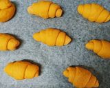 オレンジ色☆野菜ジュースロールパン作り方6写真
