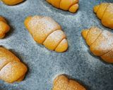 オレンジ色☆野菜ジュースロールパン作り方7写真