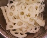 蓮根と牛肉の黒胡椒炒め作り方1写真