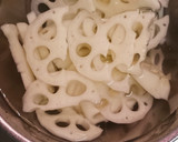 蓮根と牛肉の黒胡椒炒め作り方1写真