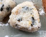 明太子＆揚げ玉＆韓国のりのおにぎり作り方1写真