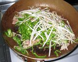 ご飯が進む★豚ピーおかか梅しょうゆ炒め作り方4写真