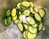 梅と胡瓜のさっぱり冷奴♫作り方1写真