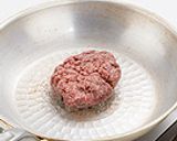牛肉の旨みたっぷり！ ミートソース作り方3写真