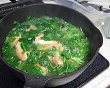 手羽先とほうれん草のコラーゲンスープ作り方5写真