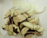 フライパン1つで簡単★鶏肉とナスのピザ風作り方1写真