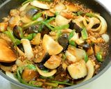 豚ひき肉と夏野菜の味噌カレー炒め！作り方7写真