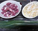 やみつき！【鶏ハツともやしの花椒炒め】作り方1写真