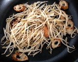 節約最強のもやしとちくわの焼きそば作り方1写真