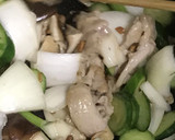 豚肉と鶏肉できゅうりとセロリの中華炒め作り方7写真