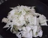 蒲鉾とキャベツの炒め物作り方2写真