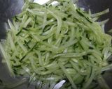 キュウリと人参とキノコの酢の物作り方3写真