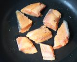 簡単からのヤバうま!鮭と豆腐の卵スープ★作り方2写真