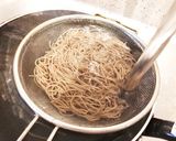 めんつゆで簡単！冷やしたぬきそば作り方5写真