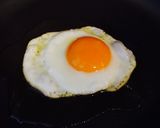 目玉焼き丼にめかぶ・しらす☆作り方2写真