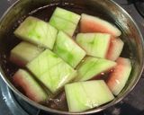 スイカの皮でつくる煮物☆冬瓜風☆和風味作り方1写真