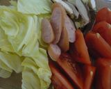 野菜たっぷり中華風ピリ辛スープ☆作り方1写真