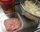 豚のひき肉ともやしのピリ辛炒め作り方1写真