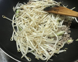 豚のひき肉ともやしのピリ辛炒め作り方5写真