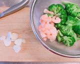 小えびと小松菜のピリ辛にんにく中華炒め作り方3写真