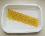 簡単！流行りの「水漬けパスタ」の作り方♪作り方1写真
