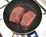 簡単！おいしいステーキの焼き方。作り方3写真