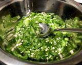 とろとろおくらソースのサーモンたたき丼作り方2写真