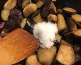 ほぼ、茄子と調味料だけの茄子味噌炒め作り方4写真