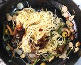 山菜とオリーブのペペロンチーノ作り方4写真