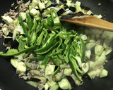 茄子とひき肉とピーマンの甘辛炒め作り方7写真