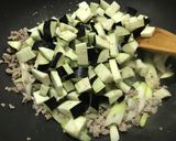 茄子とひき肉とピーマンの甘辛炒め作り方6写真