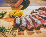 56℃ 極上肉を格上げ！牧草牛のステーキ作り方18写真